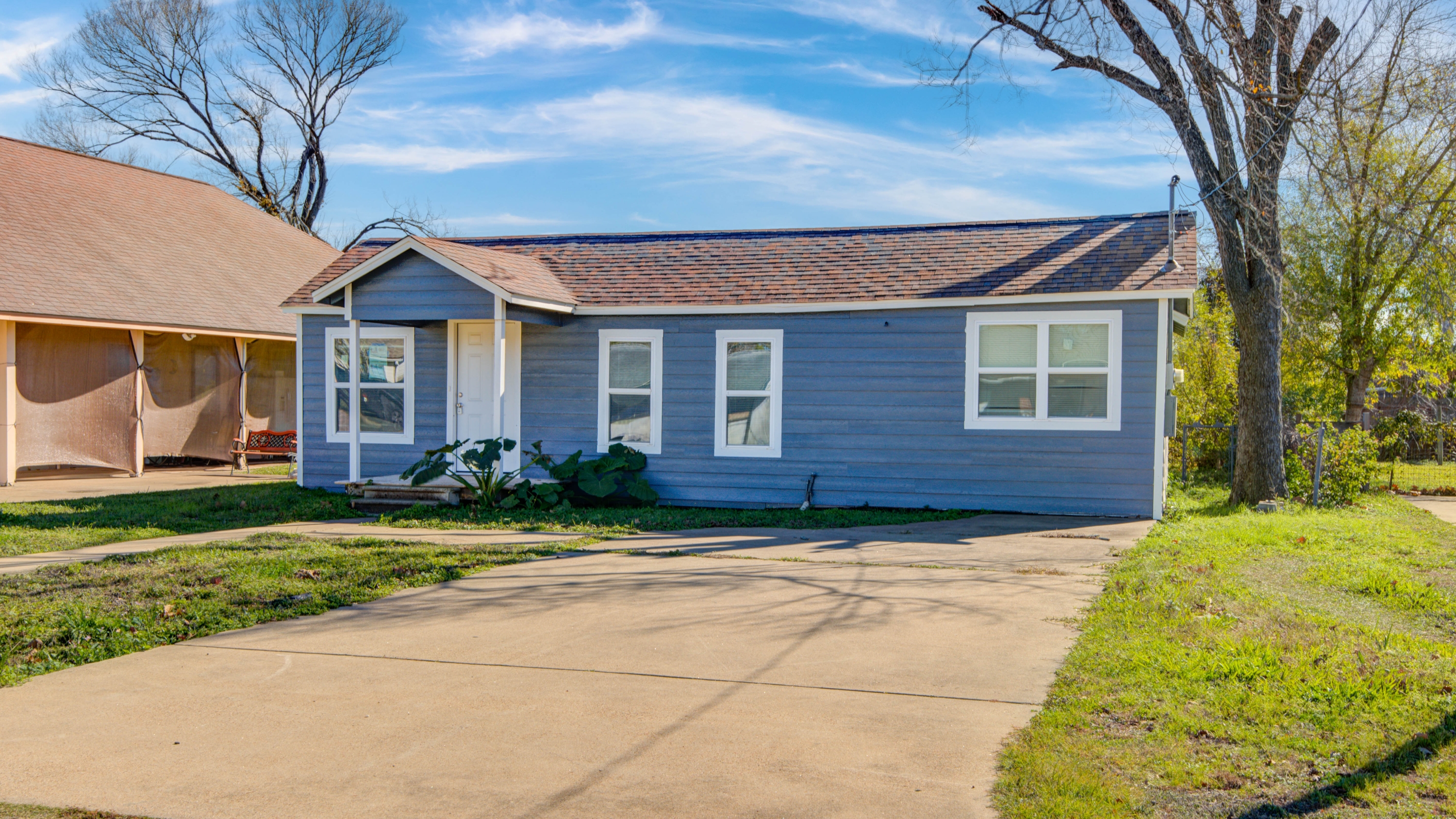 207 East Bernard Street