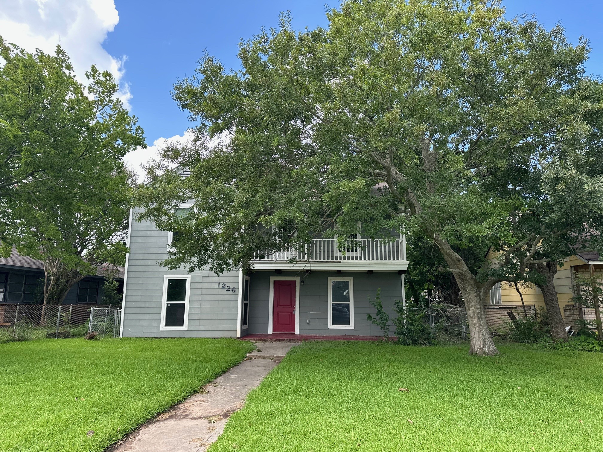 1226 West 4th Street