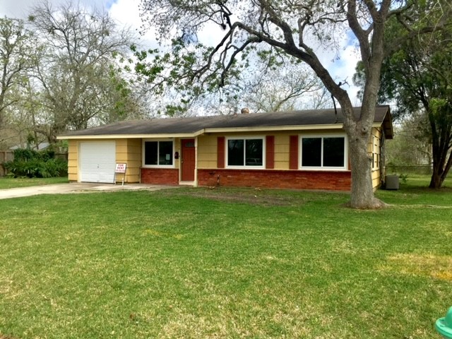 116 Forest Oaks Lane