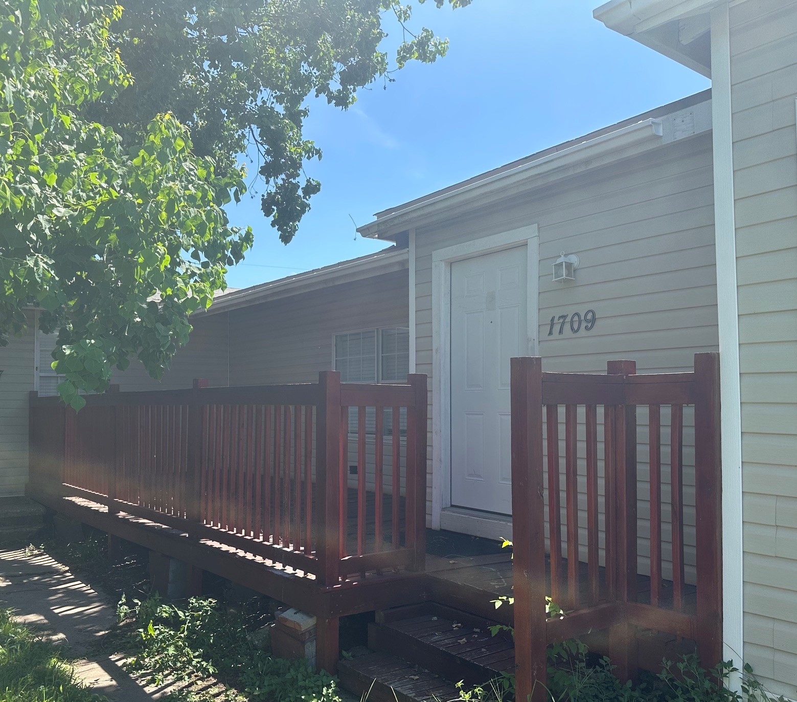 1709 West 4th Street
