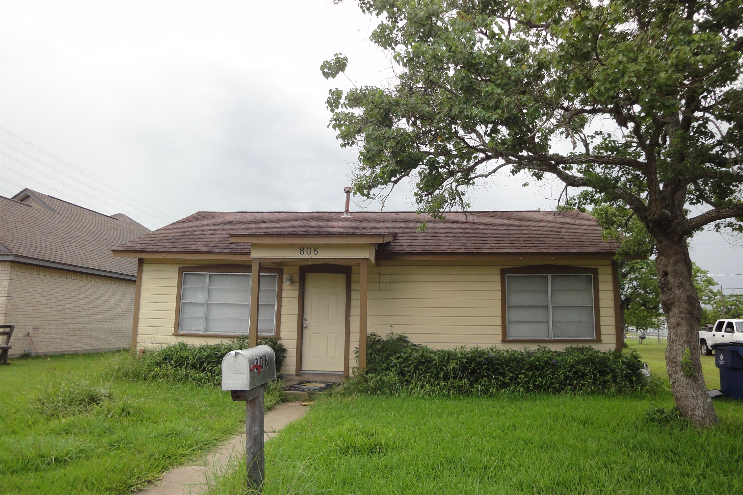Property main image